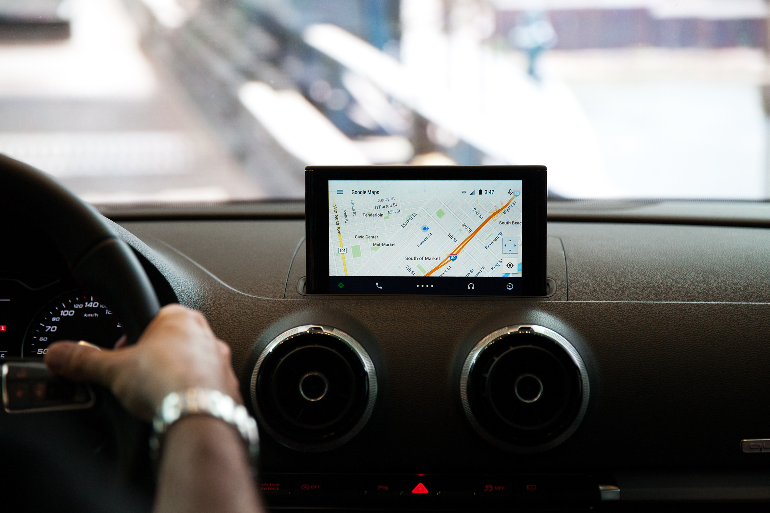 What do CarPlay apps and Android Auto apps mean for drivers?